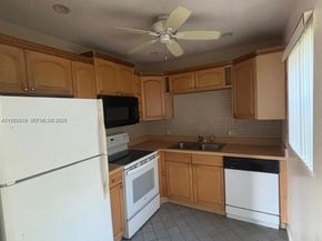 280 N Northampton N, West Palm Beach FL 33417