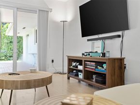 811 Capri St, Coral Gables FL 33134