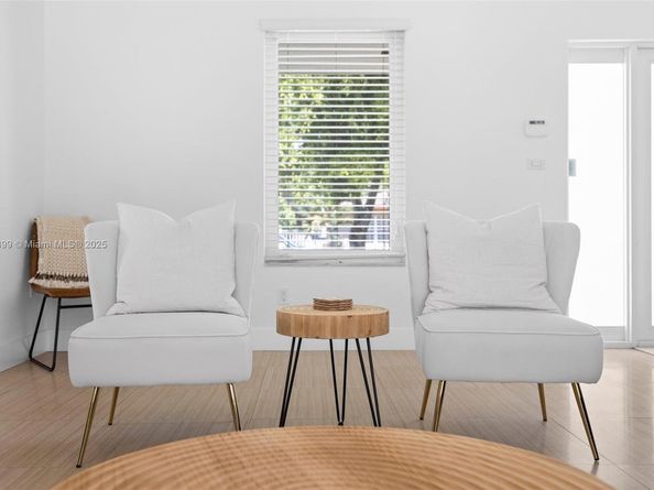 811 Capri St, Coral Gables FL 33134