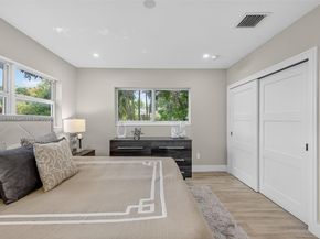 1421 SE 10th St, Deerfield Beach FL 33441