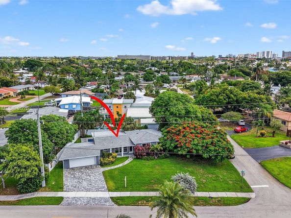 1421 SE 10th St, Deerfield Beach FL 33441