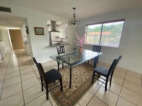 437 Lakeview Dr 201, Weston FL 33326