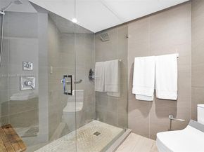 3530 Mystic Pointe Dr 1206, Aventura FL 33180
