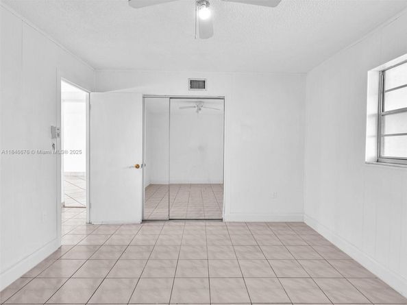 3725 NE 169th St 407, North Miami Beach FL 33160