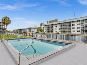 3725 NE 169th St 407, North Miami Beach FL 33160
