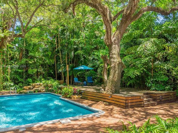 3540 N Moorings Way, Miami FL 33133