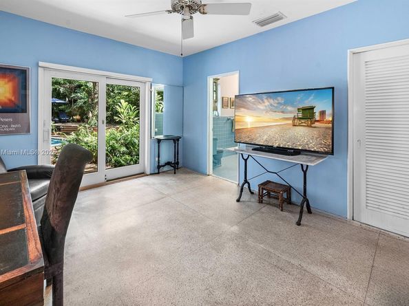 3540 N Moorings Way, Miami FL 33133