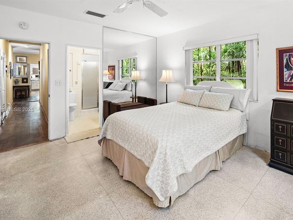 3540 N Moorings Way, Miami FL 33133