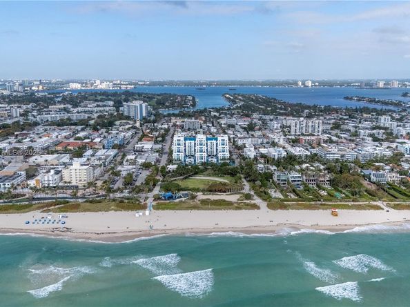 7801 Abbott Ave 302, Miami Beach FL 33141