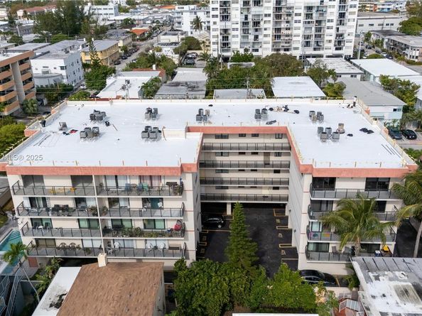 7801 Abbott Ave 302, Miami Beach FL 33141