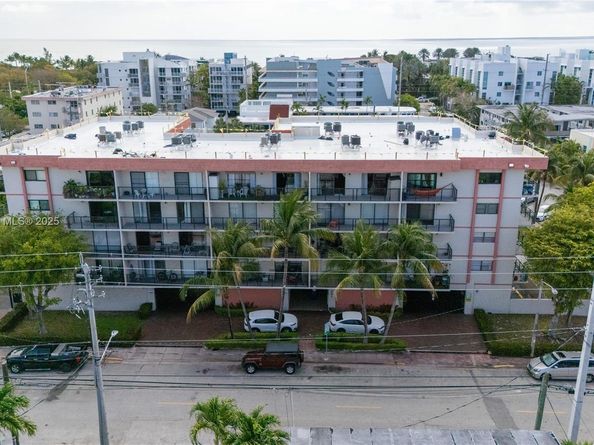 7801 Abbott Ave 302, Miami Beach FL 33141