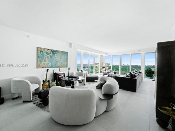 2127 Brickell Ave 3005, Miami FL 33129