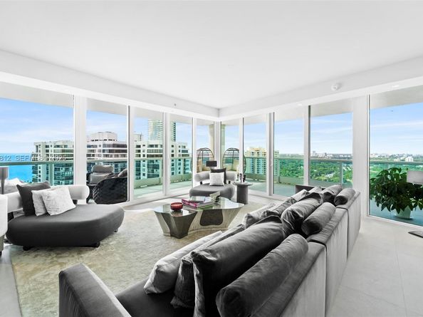 2127 Brickell Ave 3005, Miami FL 33129