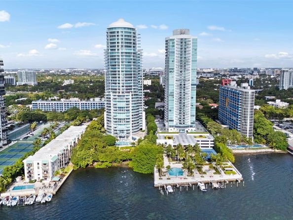 2127 Brickell Ave 3005, Miami FL 33129
