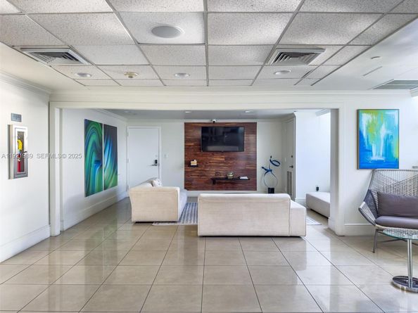 650 West Ave 2209, Miami Beach FL 33139