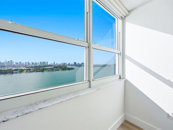 650 West Ave 2209, Miami Beach FL 33139