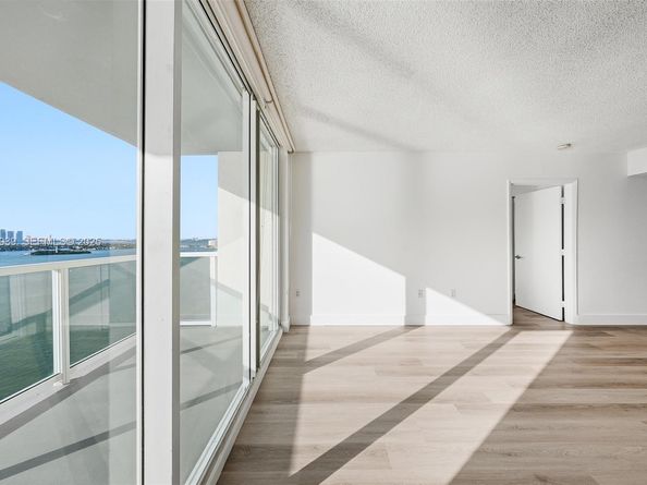 650 West Ave 2209, Miami Beach FL 33139