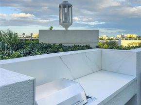 650 West Ave 2209, Miami Beach FL 33139