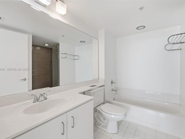 650 West Ave 2209, Miami Beach FL 33139