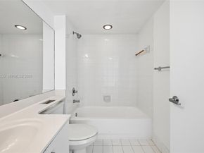 650 West Ave 2209, Miami Beach FL 33139