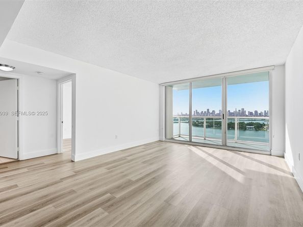 650 West Ave 2209, Miami Beach FL 33139