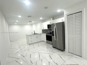 1017 SW 124th Ct, Miami FL 33184