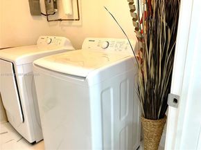 1017 SW 124th Ct, Miami FL 33184