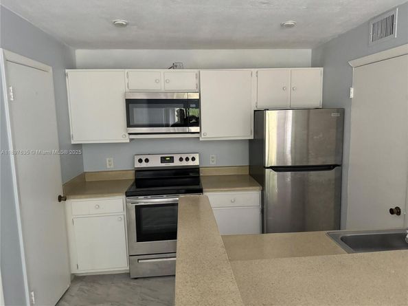 4441 W McNab Rd 21, Pompano Beach FL 33069