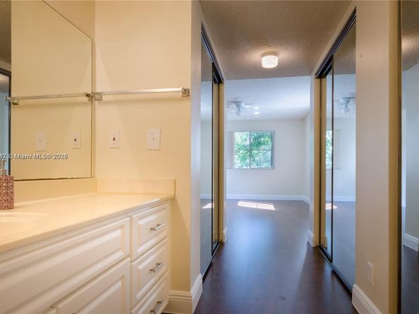 9855 Westview Dr 728, Coral Springs FL 33076