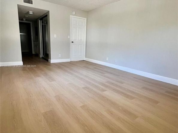 9855 Westview Dr 728, Coral Springs FL 33076