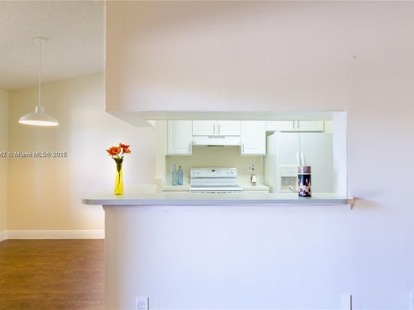 9855 Westview Dr 728, Coral Springs FL 33076