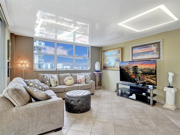 1833 S Ocean Dr 1402, Hallandale Beach FL 33009