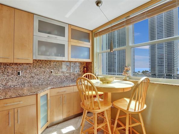 1833 S Ocean Dr 1402, Hallandale Beach FL 33009