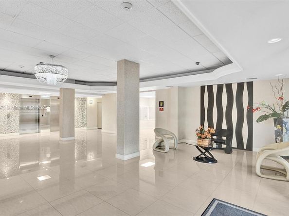 1833 S Ocean Dr 1402, Hallandale Beach FL 33009