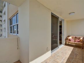 1833 S Ocean Dr 1402, Hallandale Beach FL 33009