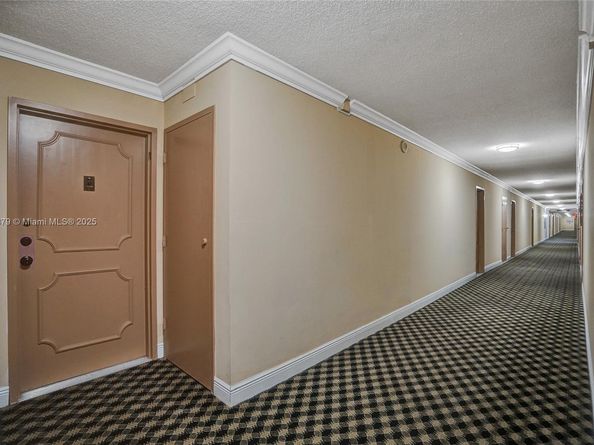 1833 S Ocean Dr 1402, Hallandale Beach FL 33009