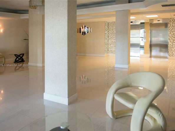 1833 S Ocean Dr 1402, Hallandale Beach FL 33009