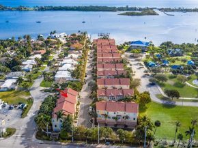 104 Harbors Way, Boynton Beach FL 33435