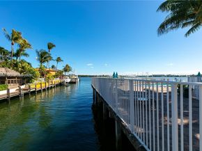 104 Harbors Way, Boynton Beach FL 33435