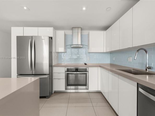 1600 NE 1st Ave 3016, Miami FL 33132