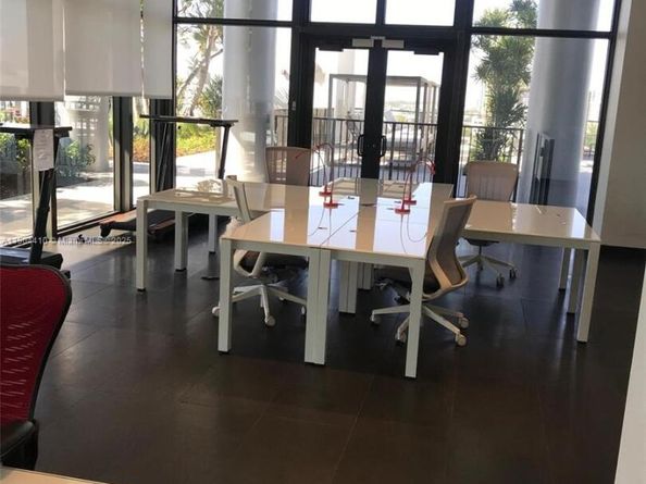 1600 NE 1st Ave 3016, Miami FL 33132