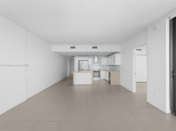 1600 NE 1st Ave 3016, Miami FL 33132