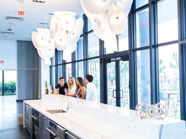 1600 NE 1st Ave 3016, Miami FL 33132