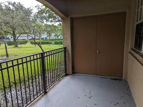 201 SW 116th Ave 22102, Pembroke Pines FL 33025
