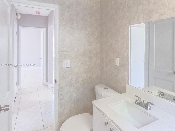 1051 NW 63rd St, Miami FL 33150