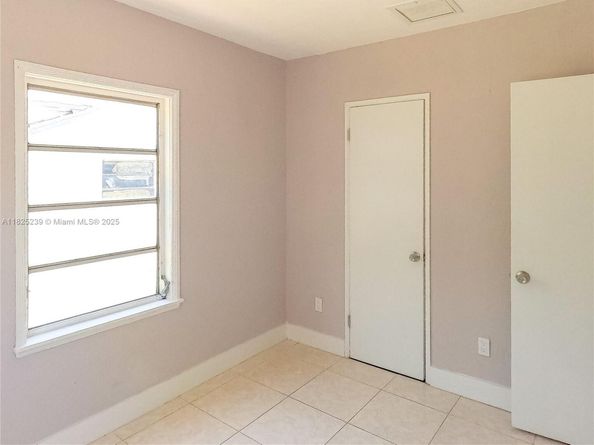 1051 NW 63rd St, Miami FL 33150