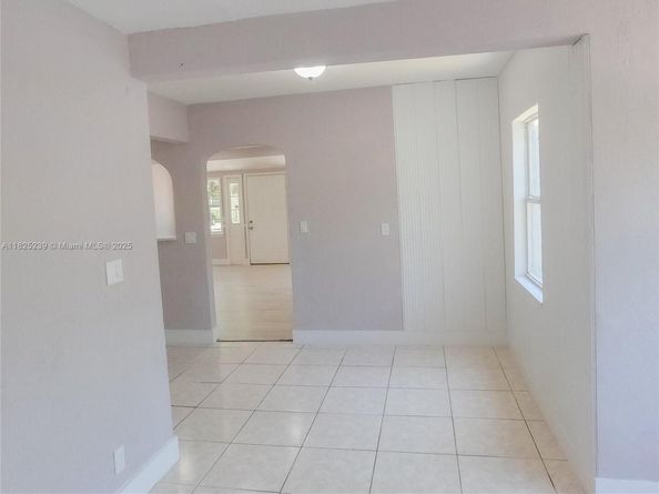 1051 NW 63rd St, Miami FL 33150