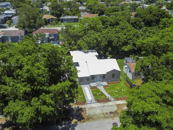 1051 NW 63rd St, Miami FL 33150