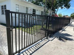 3041 NW 10th Ave, Miami FL 33127