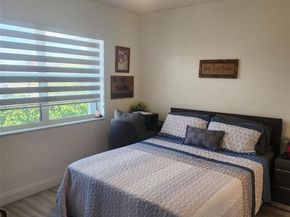 1115 Lake Ter 206, Boynton Beach FL 33426